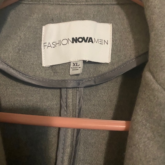 🚫[SOLD]🚫 Men’s Peacoat Jacket - Picture 2 of 4